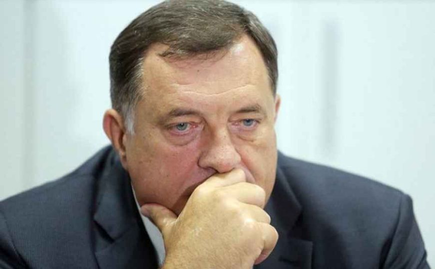 Bursać: Pokojni Milorad Dodik!