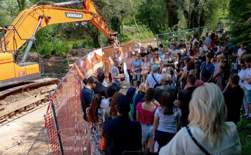 Borba za vrelo Une: Aktivisti danas ponovo blokiraju radove na maloj hidroelektrani