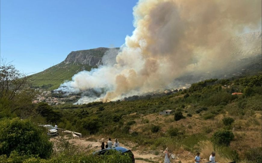 Novi požar u Dalmaciji: Ovaj put gori kod Solina