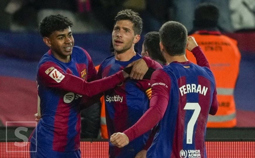 Barcelona se oprostila od trofejnog veznjaka: U klubu proveo čak 14 sezona   