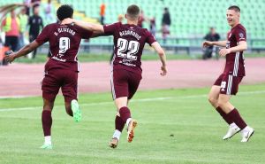 Navijači Bordo tima slave: Pao prvi gol u Doboju, FK Sarajevo vodi 1:0