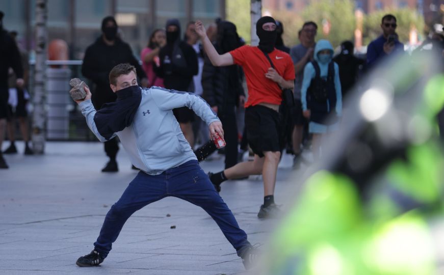 Njemačka sigurna od protesta: Desni ekstremisti 'oduševljeni' neredima u Velikoj Britaniji