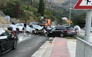 Teška saobraćajna nesreća kod Dubrovnika: Jedna osoba poginula