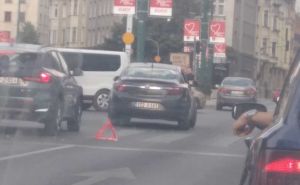 Dva udesa na kratkoj dionici u centru Sarajeva: Stvorile se velike gužve