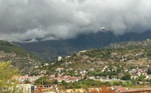 Nakon zemljotresa, Stolac pogodilo nevrijeme praćeno vjetrom i kišom