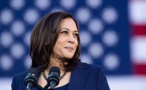 Kamala Harris prihvatila nominaciju za predsjednicu: 'Vrijeme je za novi put naprijed'