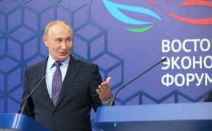 Putin ironično podržao Kamalu Harris jer se ona "zarazno smije"