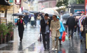 Kišni utorak u Sarajevu: Prošetajte s nama ulicama glavnog grada BiH