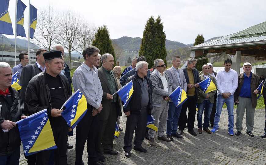 Savez logoraša BiH hitno traži sastanak s premijerom Nikšićem i ministrima