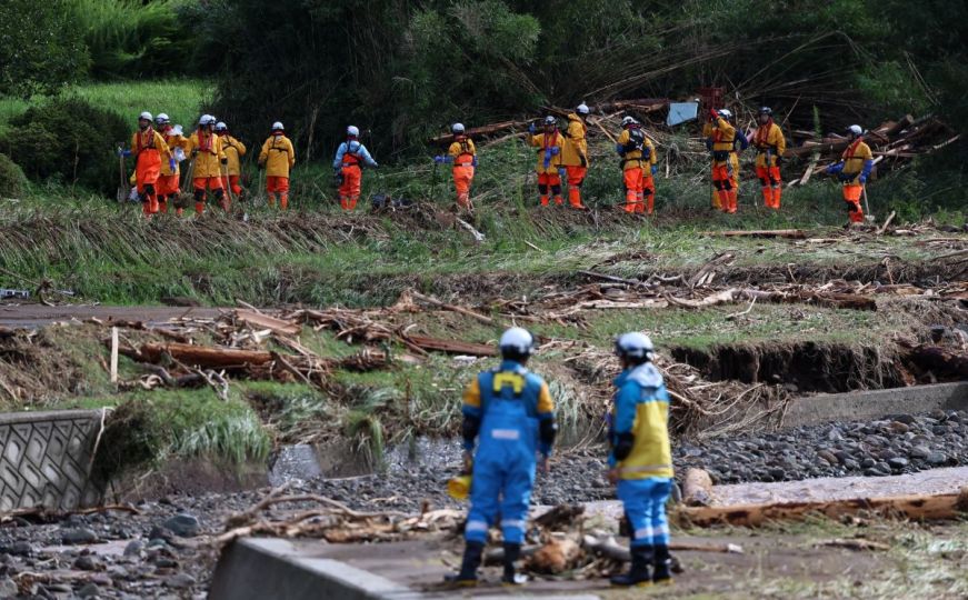 Poplave u Japanu: Poginulo najmanje šest osoba, 10 se vodi kao nestale