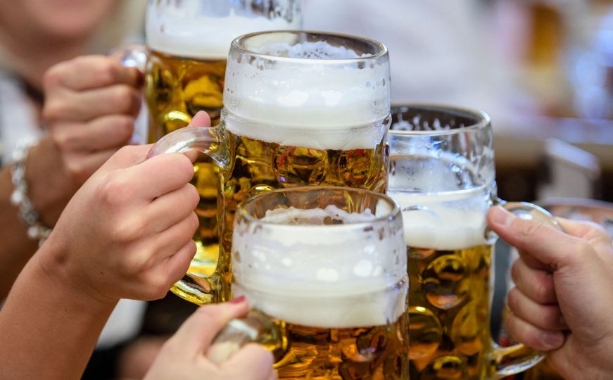 Mračna strana Oktoberfesta: Studentica otkrila šta se tamo dešava konobaricama