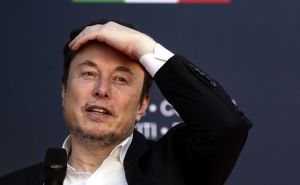 Tesla na "zidu srama": "Musk je postao heroj krajnje desnice"