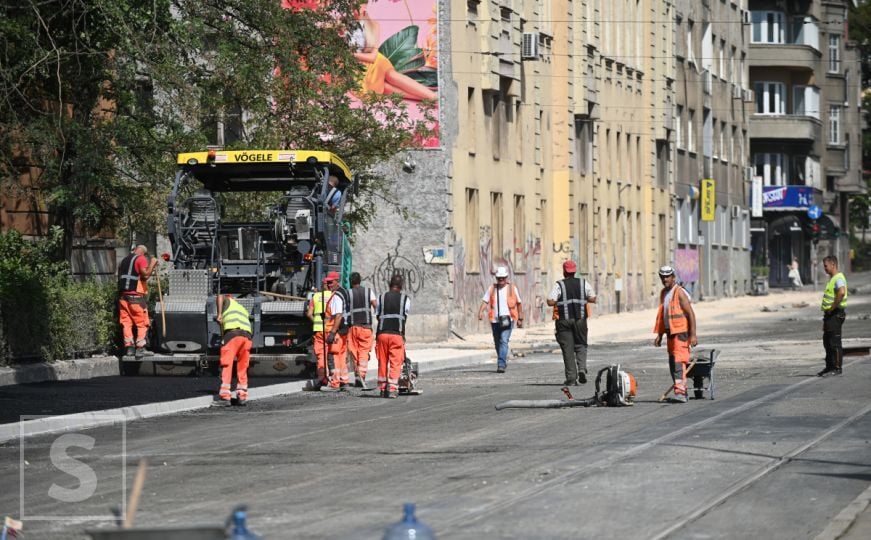 Popularni Sabit Iztarčina u svom stilu o izborima: Ne otvarajte vrata!