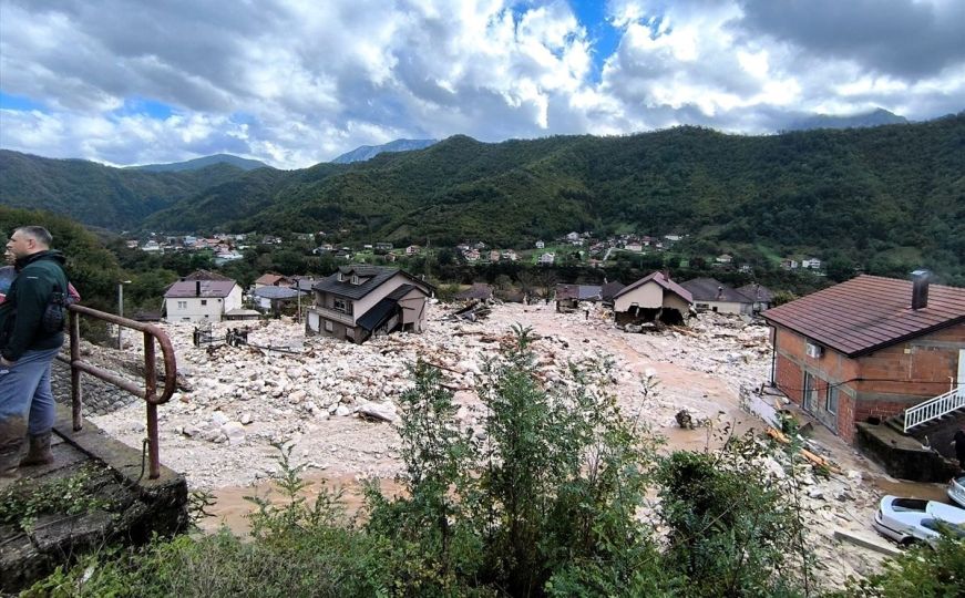 Veliko srce naših građana: Mostarac ponudio besplatan smještaj porodici s djecom iz Jablanice