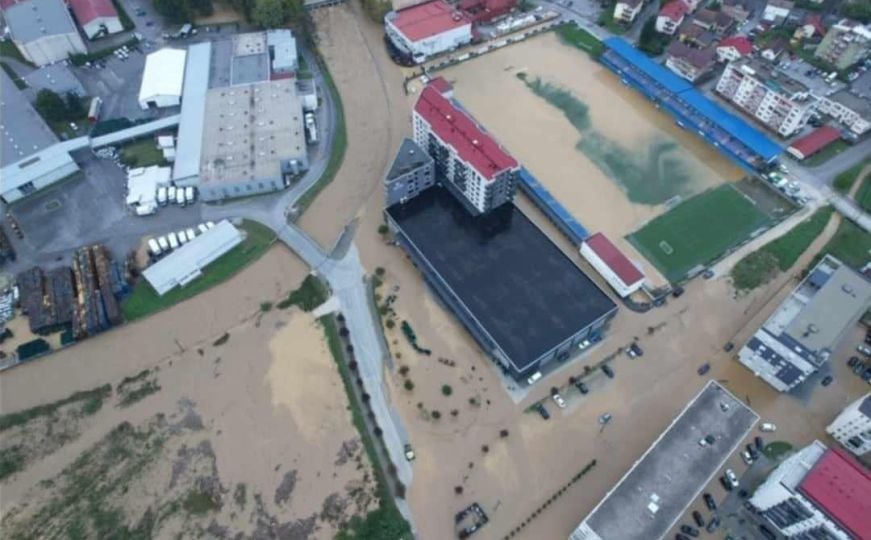 Gest FK Sarajevo oduševio bh. klub čiji je stadion potopljen: "Sport spaja, hvala vam…"