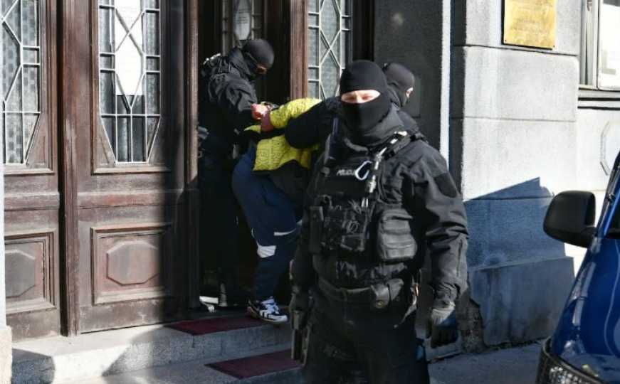 Sarajevska policija u akciji: Uhapšen diler (37), pogledajte šta je sve zaplijenjeno