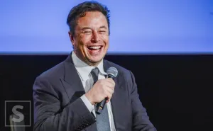 Elon Musk na pozornicu došao robotaksijem: "Novo vrijeme tek dolazi"