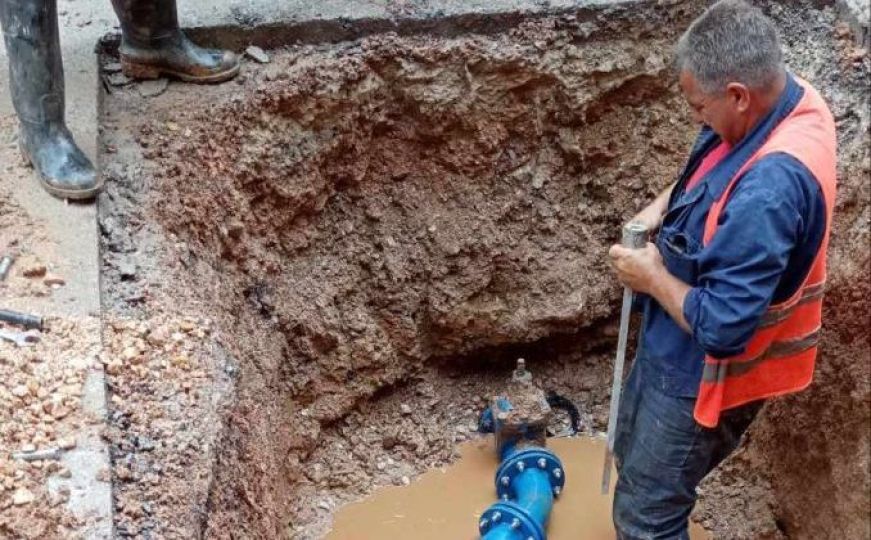 Novi kvar u ovom dijelu grada: Ponovo prekid u snabdijevanju vodom u Sarajevu