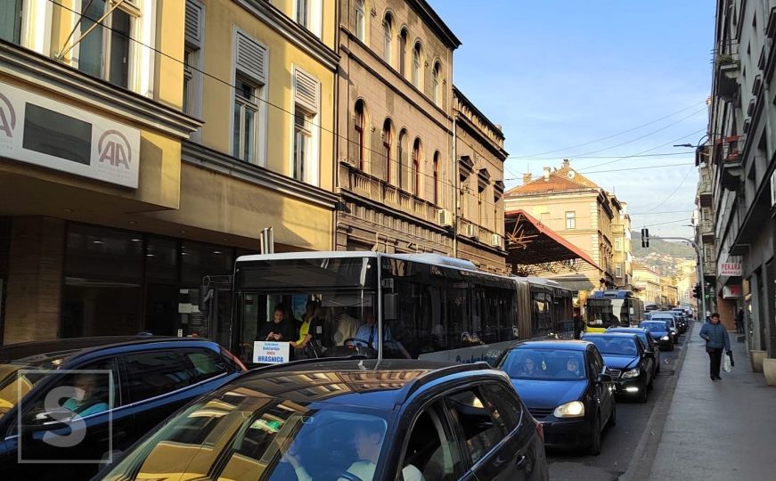 Velike gužve u Sarajevu, ne rade tramvaji: Evo šta su nam rekli iz GRAS-a