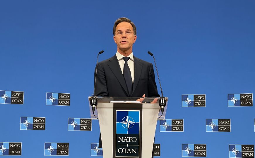 Mark Rutte: NATO jača odbranu i pomaže Ukrajini