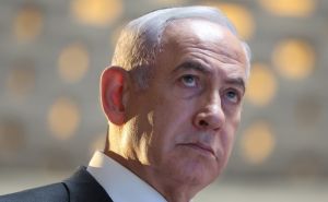 Dron iz Libana srušio zgradu u kojoj živi Benjamin Netanyahu