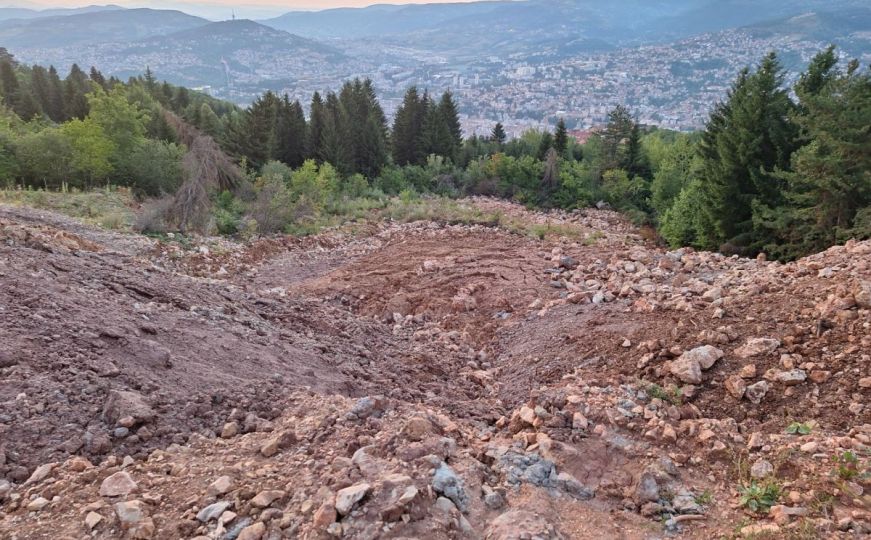 Novo upozorenje iz Starog Grada: "Uočene duboke pukotine"