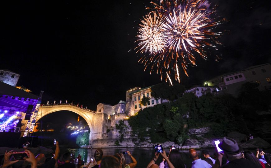 Poznato ko će nastupati u Mostaru za doček Nove godine