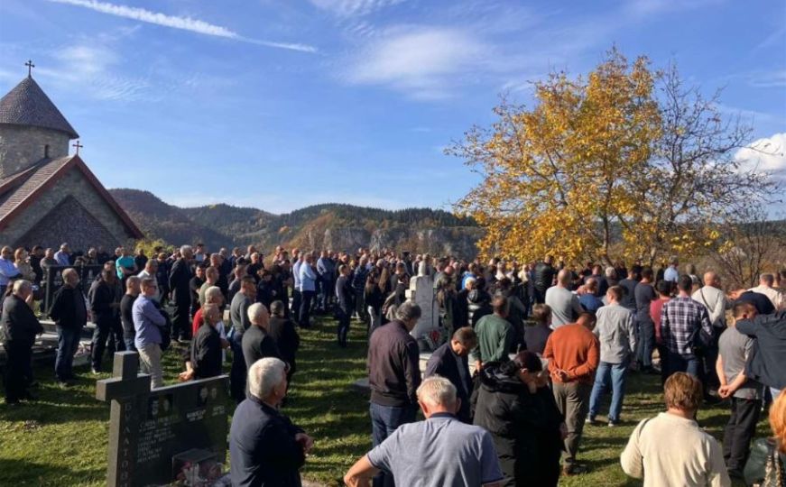 Bijelo Polje: Sahranjeni sestra i brat Madžgalj, policija i dalje traga za ubicom