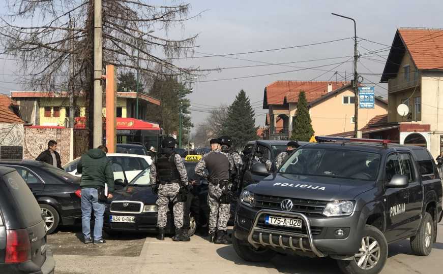 Uhapšen 22-godišnjak iz Kalesije: Prijetio da će raznijeti školu i policijsku stanicu!