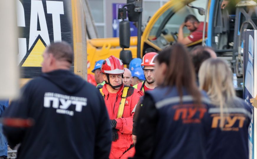 Raste broj mrtvih: 11 ljudi poginulo u Novom Sadu, oglasio se Ivica Dačić