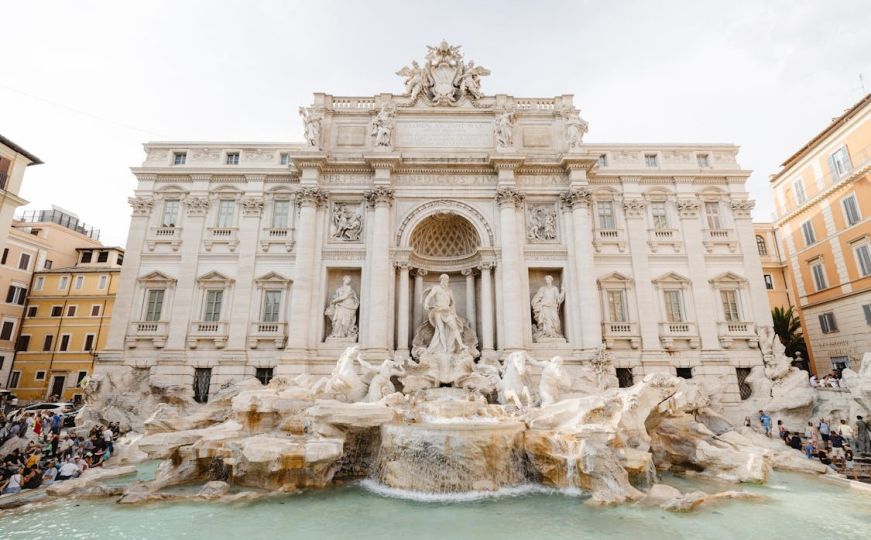 Pogledajte kako sada izgleda Fontana di Trevi u Rimu: Nema više tradicije bacanja novčića