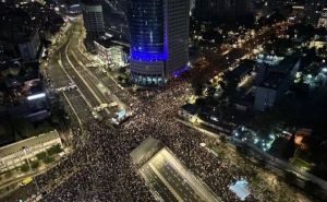 Netanyahu izazvao bijes građana: Desetine hiljada širom Izraela protestvuje protiv premijera