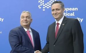 Pogledajte kako je Viktor Orban dočekao Denisa Bećirovića