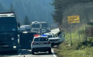 Saobraćajna nesreća kod Olova: Stvorile se velike gužve