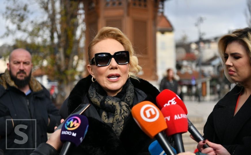 Lepa Brena osvanula na naslovnici Voguea