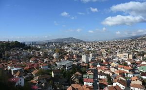 Sarajevo ponovo pod plavim nebom: Sunce vraća svjež zrak u grad