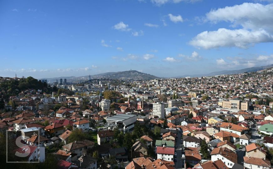 Sarajevo ponovo pod plavim nebom: Sunce vraća svjež zrak u grad