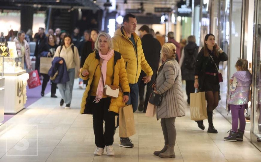 Poznati tržni centar u Sarajevu objavio informaciju o radnom vremenu. Otkrili kada neće raditi