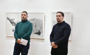 Inspiracija su mu stećci, stele i nišani: Otvorena izložba grafika Salema Pezića