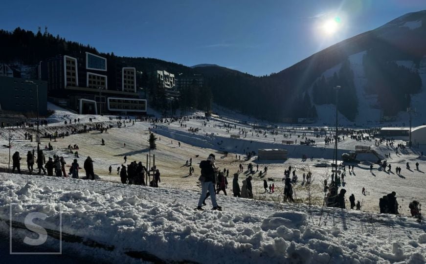 Ogromne gužve na Bjelašnici: Pogledajte kako je danas na sniježnoj olimpijskoj ljepotici