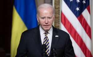 Biden potpisao novi multimilionski paket za Ukrajinu, šalje im i kontroverzno oružje