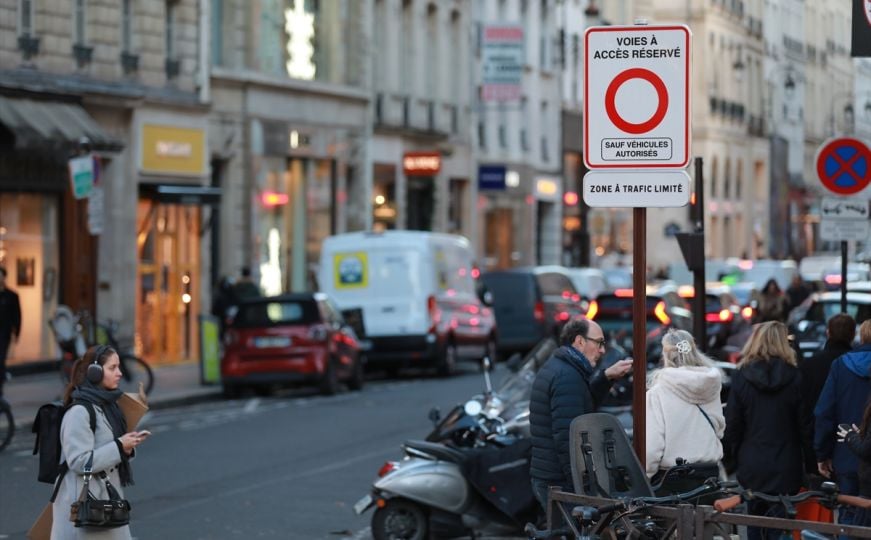 Pariz uvodi zone bez automobila: Gradske vlasti se nadaju da će to smanjiti zagađenje zraka i buku