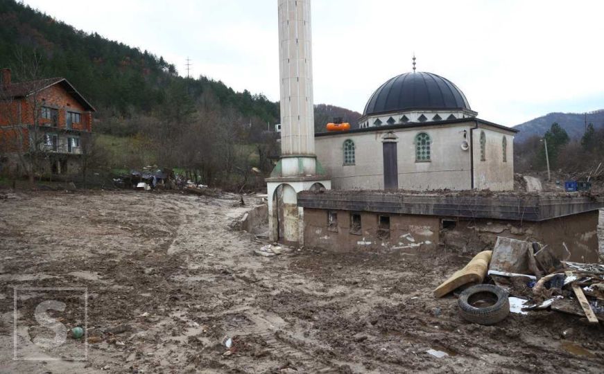 Pogledajte kako izgleda džamija u Donjoj Jablanici dva mjeseca nakon poplava