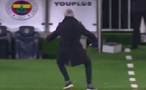 U svom stilu: Pogledajte kako je Mourinho proslavio Džekinu majstoriju