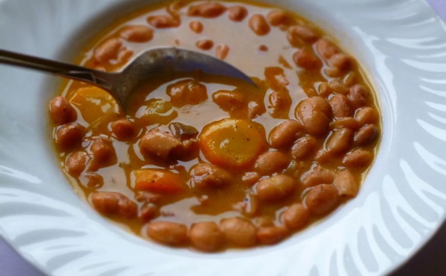 Najbolji izbor za zimske dane: Ovaj recept za vojnički grah probudit će vam nostalgiju