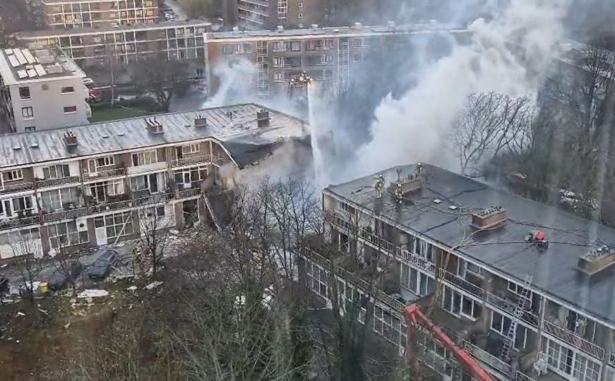 Snažna eksplozija u Haagu: Najmanje 20 ljudi zarobljeno pod ruševinama