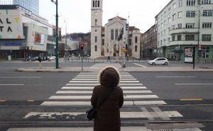 Tržni centri zatvorili svoja vrata: Još jedna neradna nedjelja, evo kako izgledaju sarajevske ulice