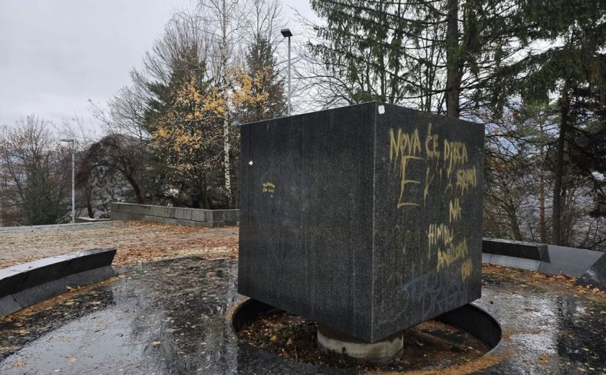 Vandalizam u Sarajevu: Oštećen Spomen-park Vraca