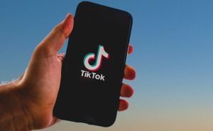 Novi TikTok trend izaziva zabrinutost u BiH: Stručnjaci upozoravaju na opasnost za djecu