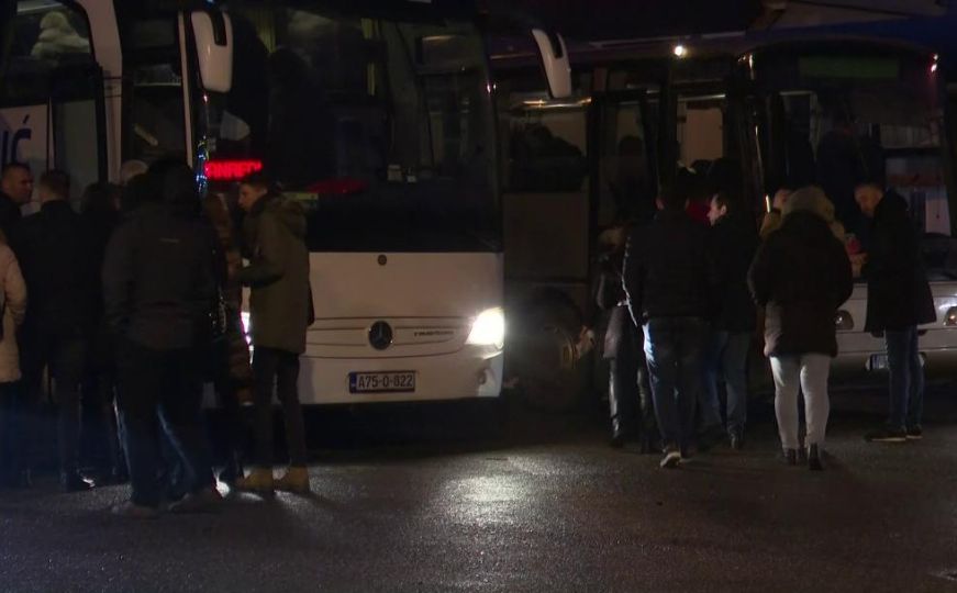 Građani Bijeljine i gradonačelnik na putu za Banja Luku: Sa Stanivukovićem izlaze na proteste